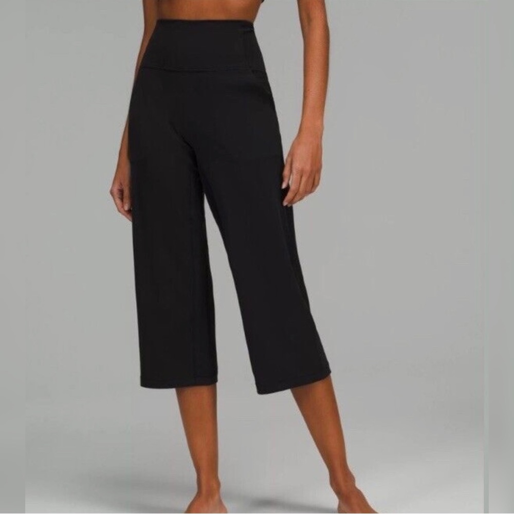 Lululemon Align Super High-Rise Wide-Leg Crop 23” Size 8